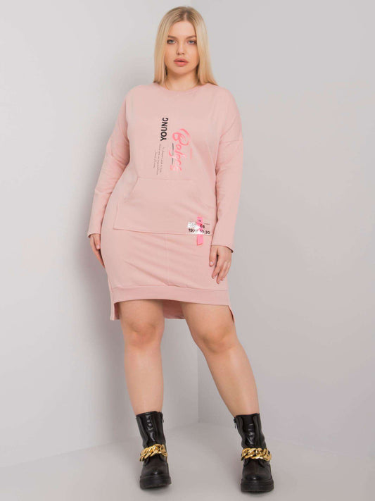 Brudnoróżowa sukienka damska plus size z kieszenią