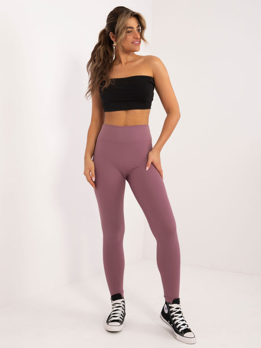Brudnoróżowe sportowe legginsy basic w prążek