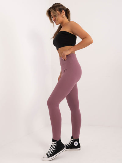 Brudnoróżowe sportowe legginsy basic w prążek