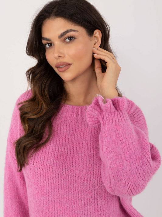 Brudnoróżowy sweter oversize z domieszką wełny