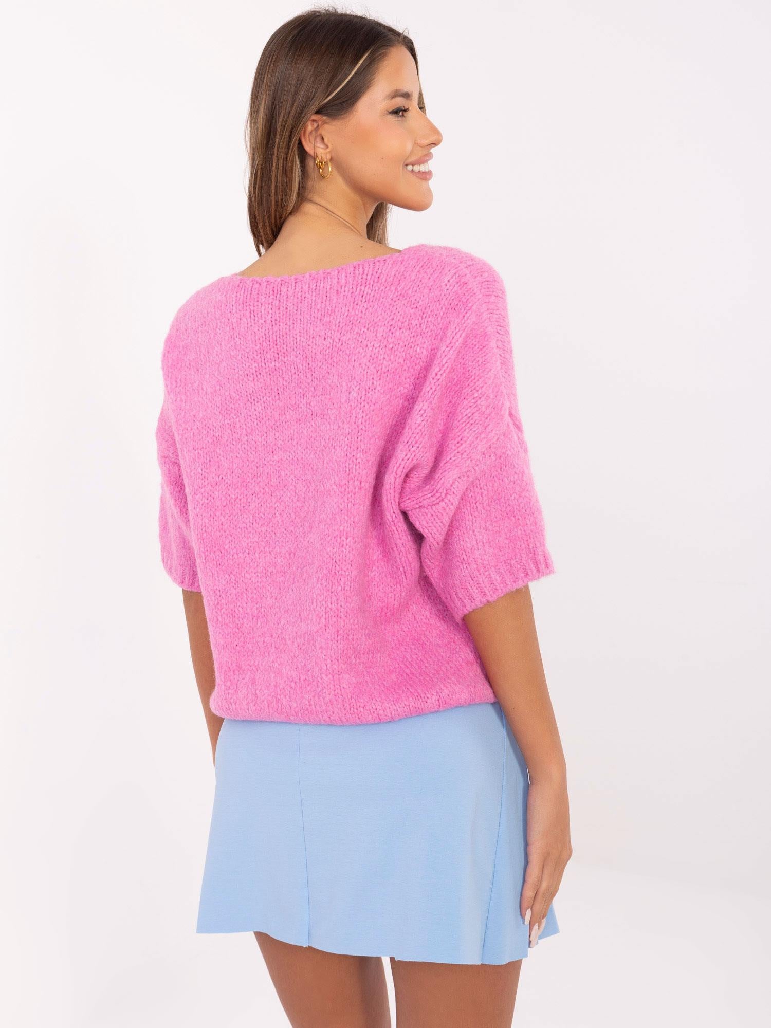 Brudnoróżowy sweter oversize z dekoltem V
