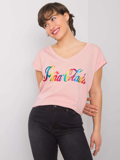 Brudnoróżowy t-shirt z kolorowym nadrukiem