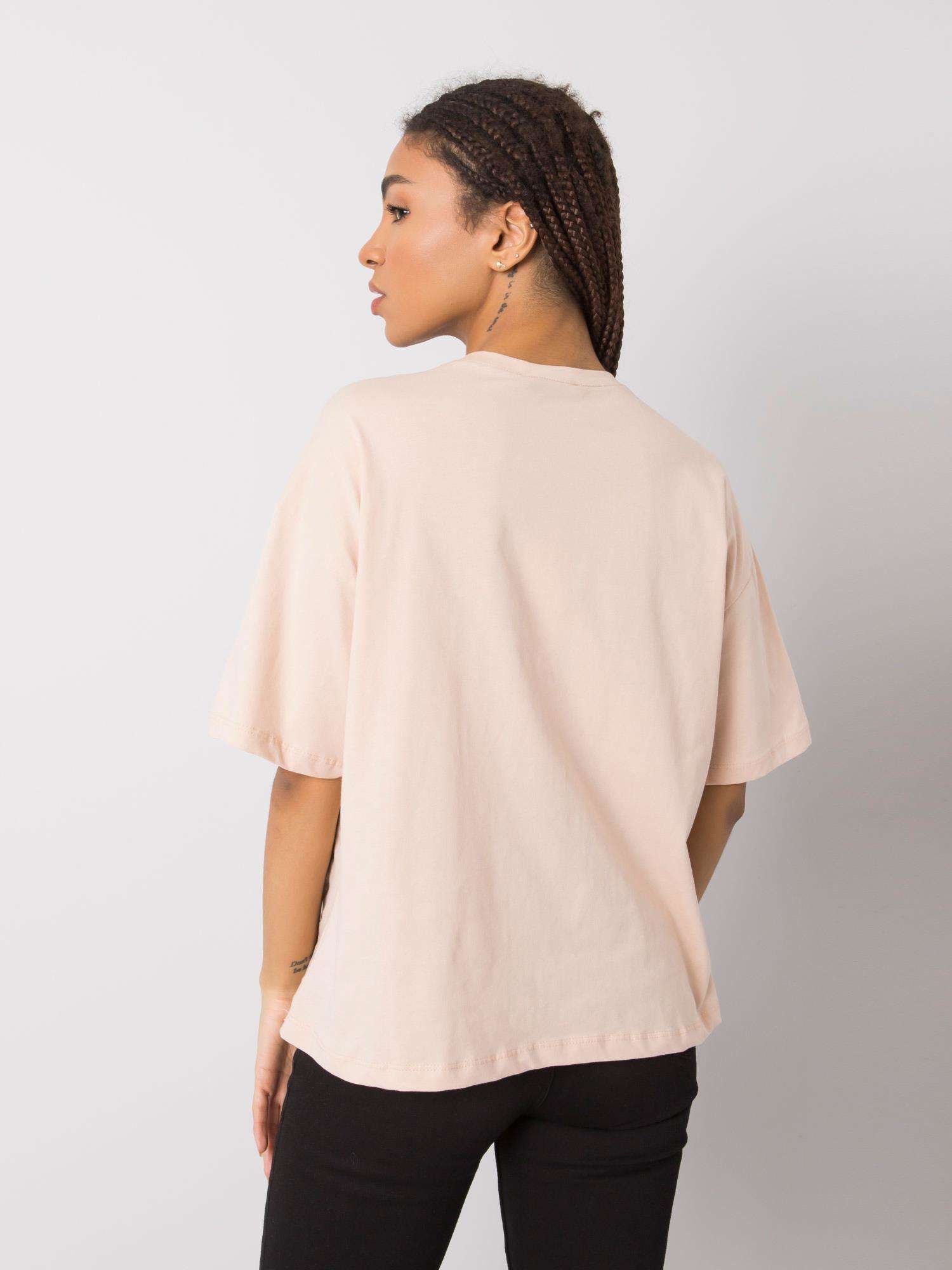 RUE PARIS Brzoskwiniowy t-shirt z naszyjnikiem