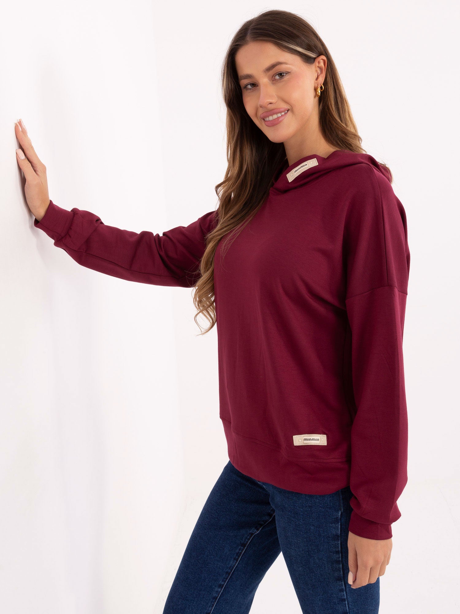 Burgundowa damska bluza z kapturem