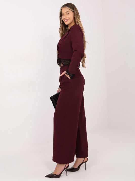 Burgundowa elegancka marynarka z koronką