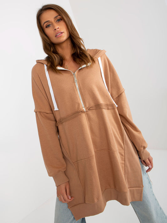 Camelowa długa bluza oversize z kapturem i rozcięciami