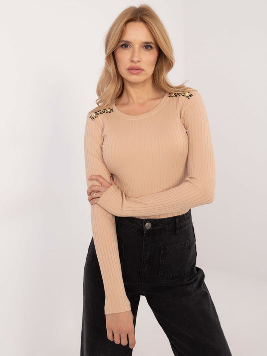 Camelowa prążkowana bluzka longsleeve z bawełny