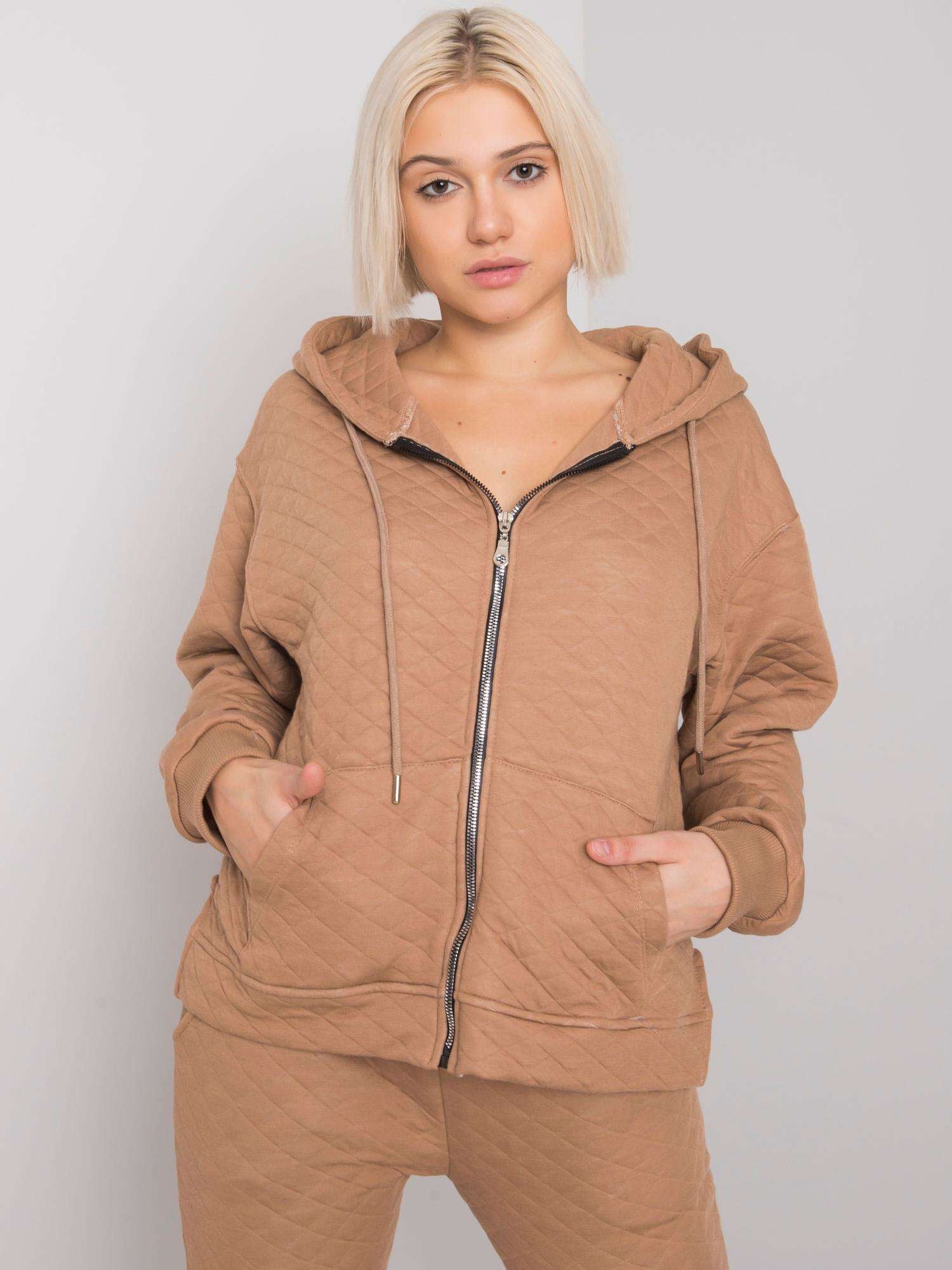Camelowa pikowana damska bluza z kapturem