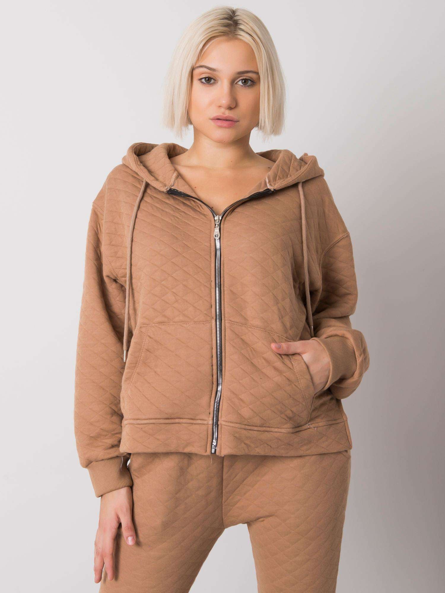 Camelowa pikowana damska bluza z kapturem