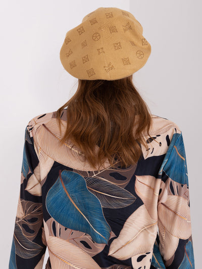 Camelowy beret damski
