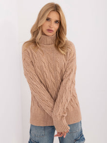 Camelowy luźny sweter z golfem i ściągaczami