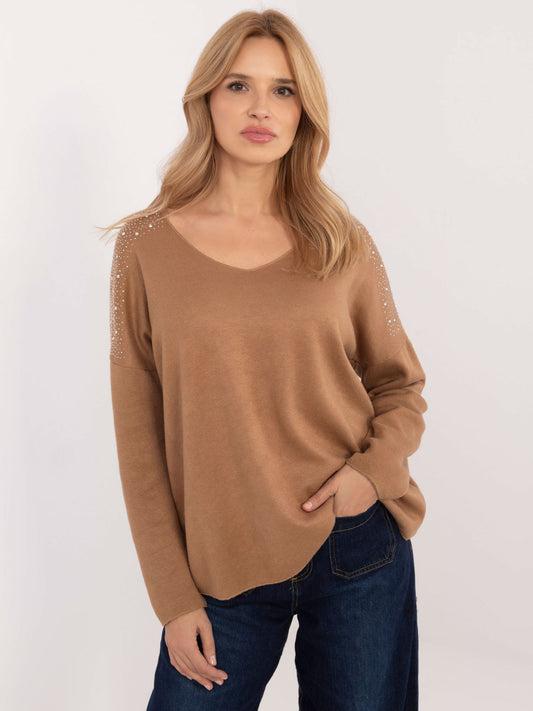 Camelowy damski sweter oversize z dekoltem V