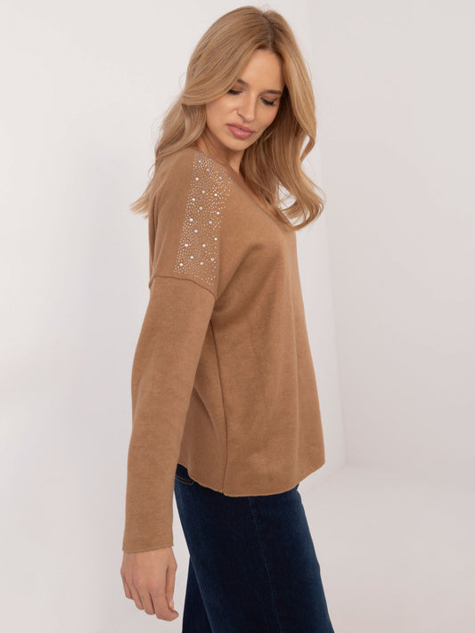 Camelowy damski sweter oversize z dekoltem V