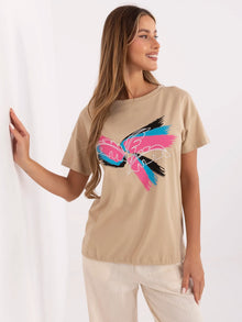 Camelowy damski t-shirt z okrągłym dekoltem