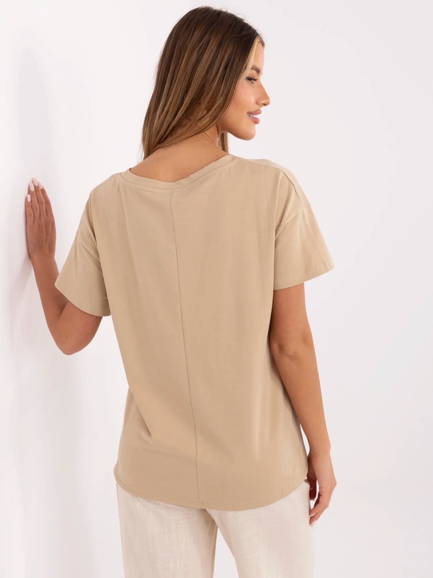 Camelowy damski t-shirt z bawełny