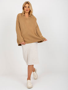 Camelowy damski sweter oversize z kołnierzykiem RUE PARIS