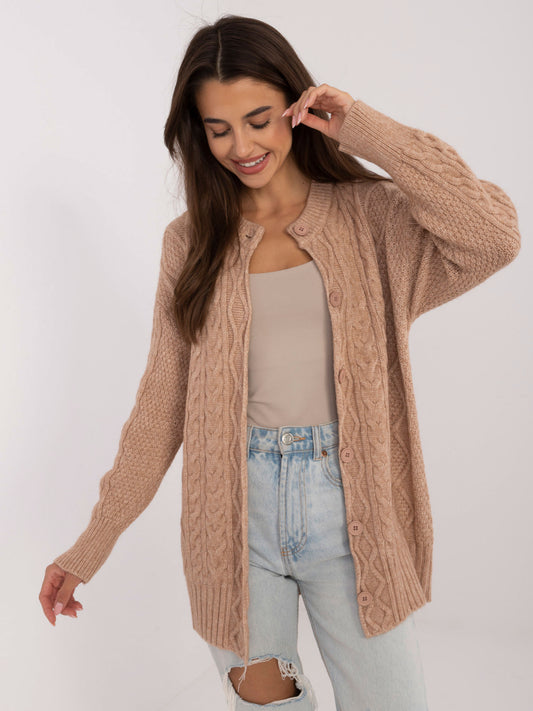 Camelowy sweter rozpinany z okrągłym dekoltem