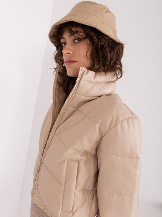 Camelowy pikowany kapelusz bucket hat