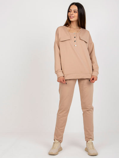 Camelowy komplet casualowy ze spodniami