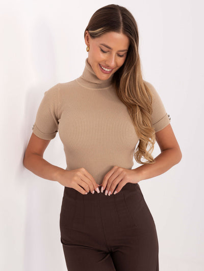 Camelowy damski sweter z krótkim rękawem