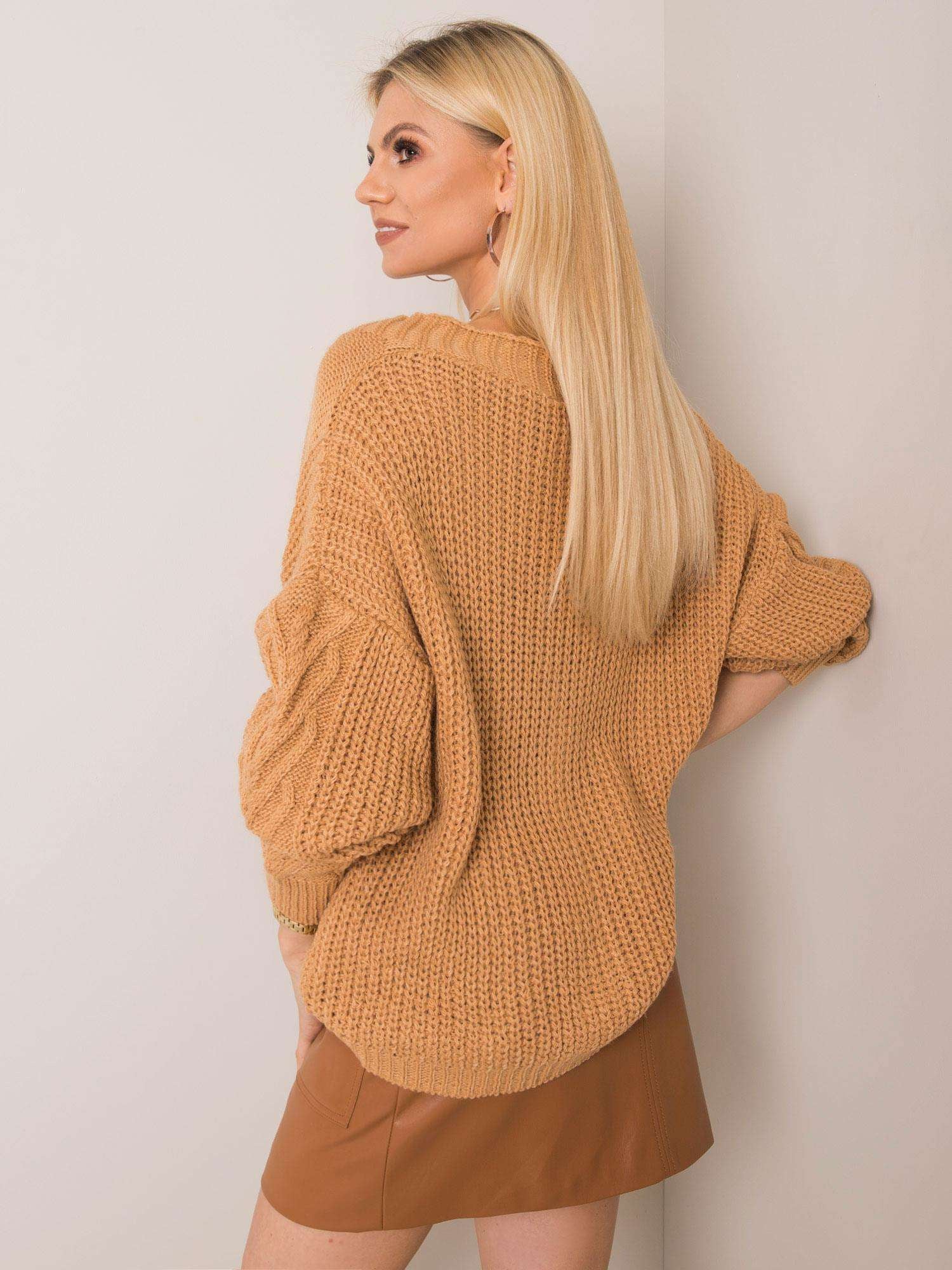 OCH BELLA Camelowy sweter oversize