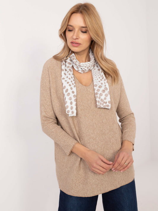 Camelowy damski sweter oversize z dekoltem V