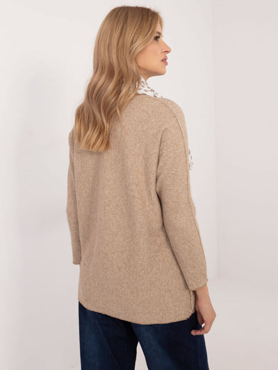 Camelowy damski sweter oversize z dekoltem V