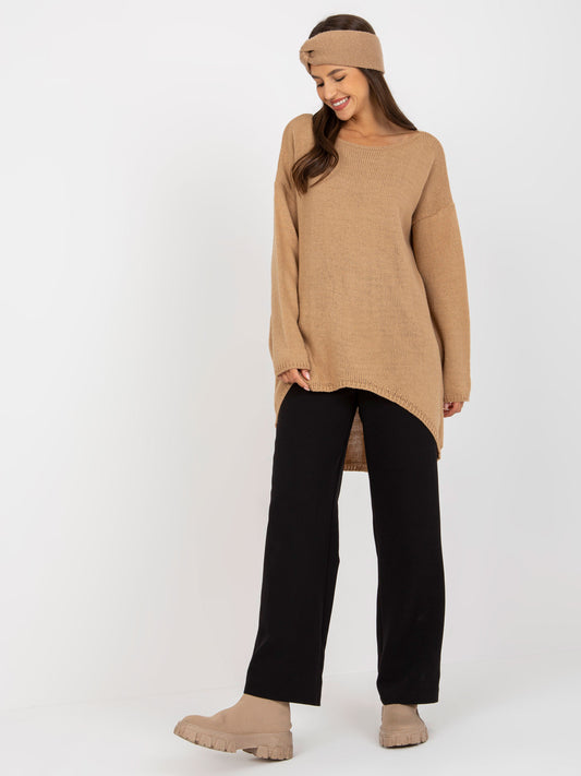 Camelowy sweter oversize z dłuższym tyłem OCH BELLA