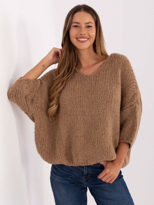 Camelowy damski sweter z domieszką alpaki