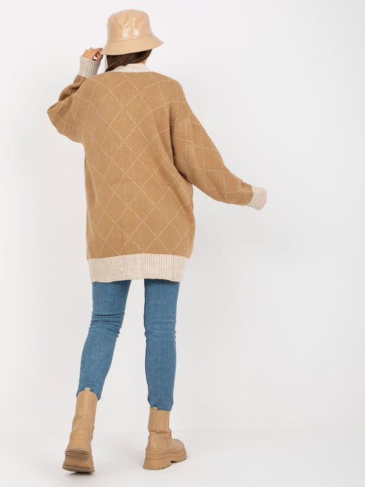 Camelowy sweter rozpinany ze wzorem RUE PARIS
