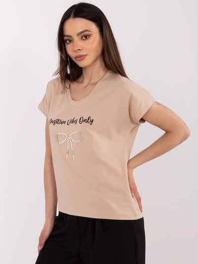 Camelowy t-shirt damski t-shirt z perełkami