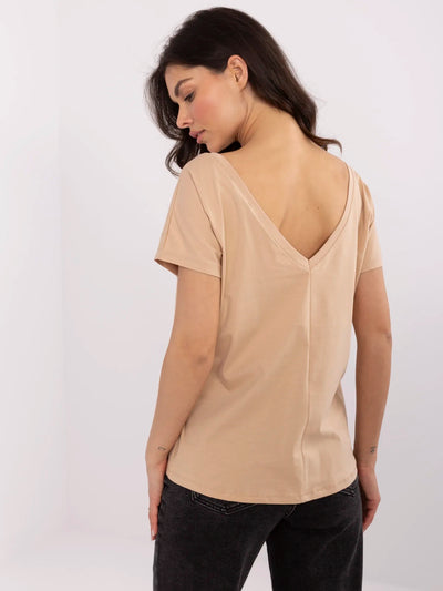 BASIC FEEL GOOD Camelowy t-shirt z dekoltem w łódkę