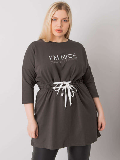 Ciemna khaki tunika plus size z napisem