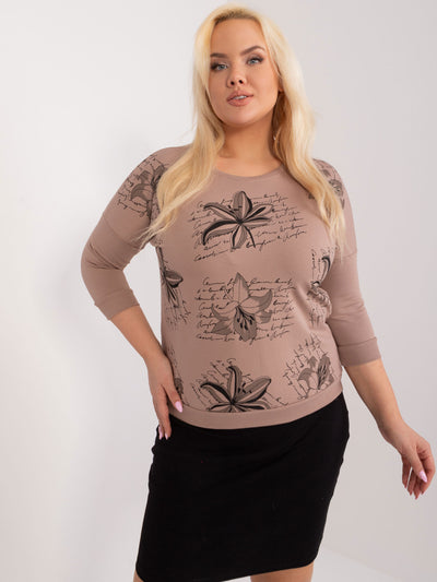 Ciemnobeżowa bluzka plus size z rękawem 3/4
