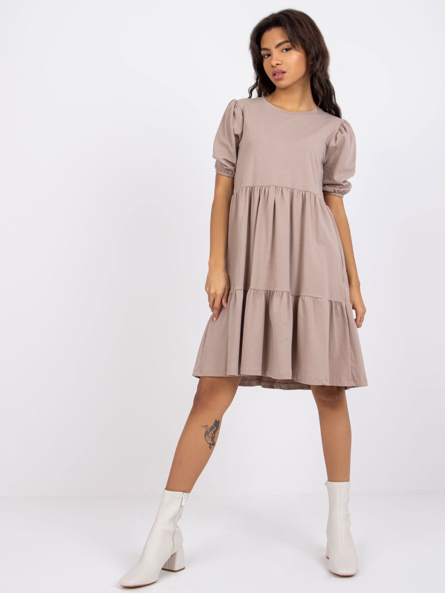 RUE PARIS Ciemnobeżowa sukienka oversize