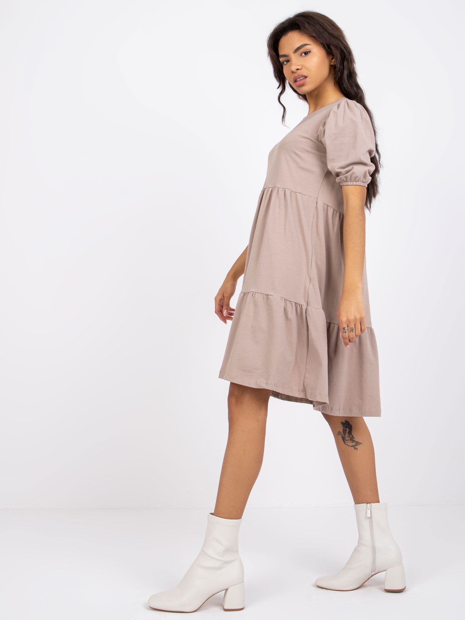RUE PARIS Ciemnobeżowa sukienka oversize