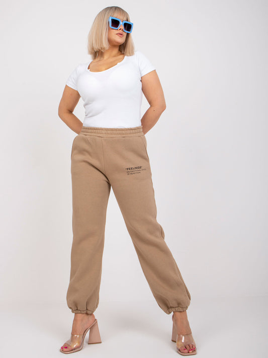 Ciemnobeżowe dresowe spodnie plus size