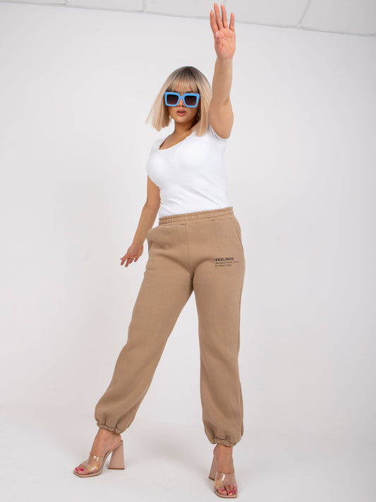 Ciemnobeżowe dresowe spodnie plus size