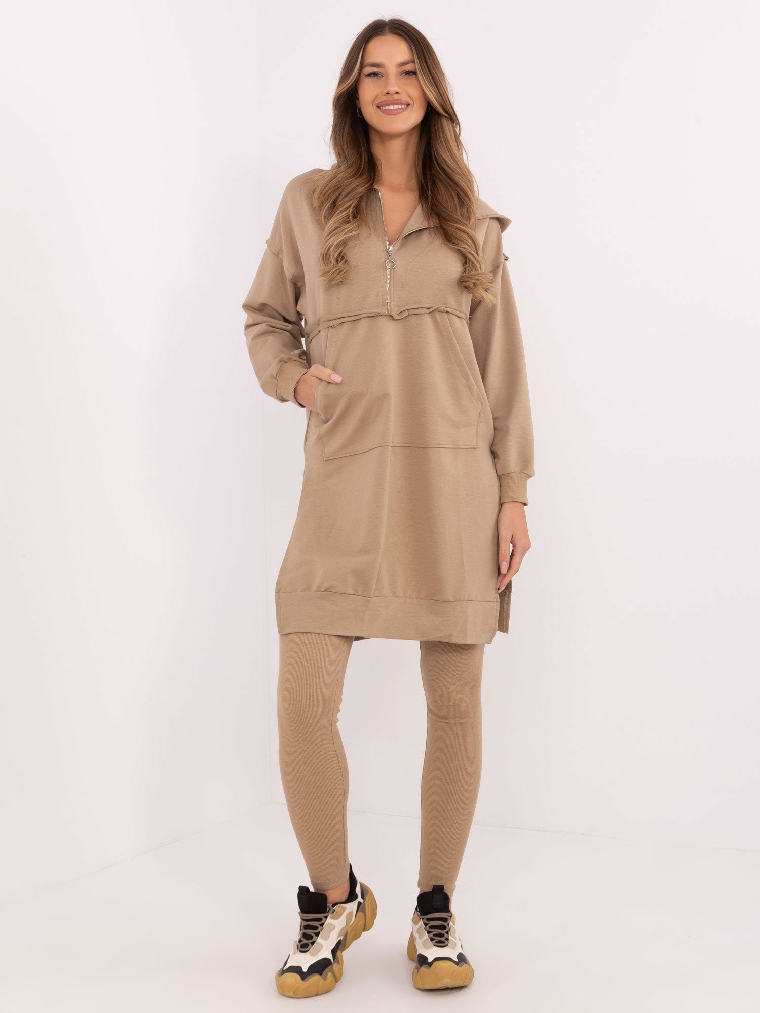 Ciemnobeżowy damsi komplet basic z bluzą oversize