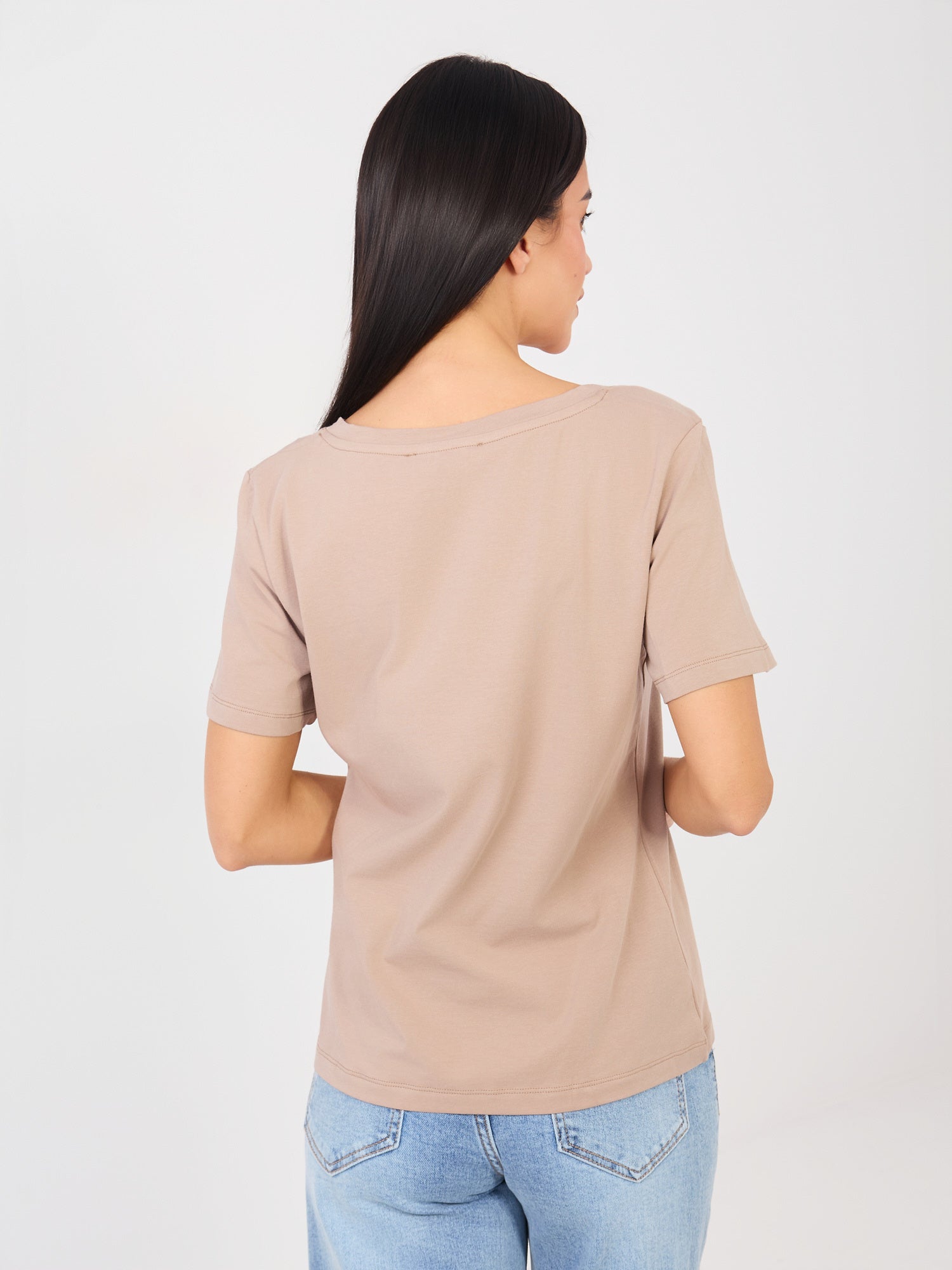 RUE PARIS Ciemnobeżowy klasyczny t-shirt basic