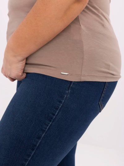 Ciemnobeżowy t-shirt plus size z okrągłym dekoltem