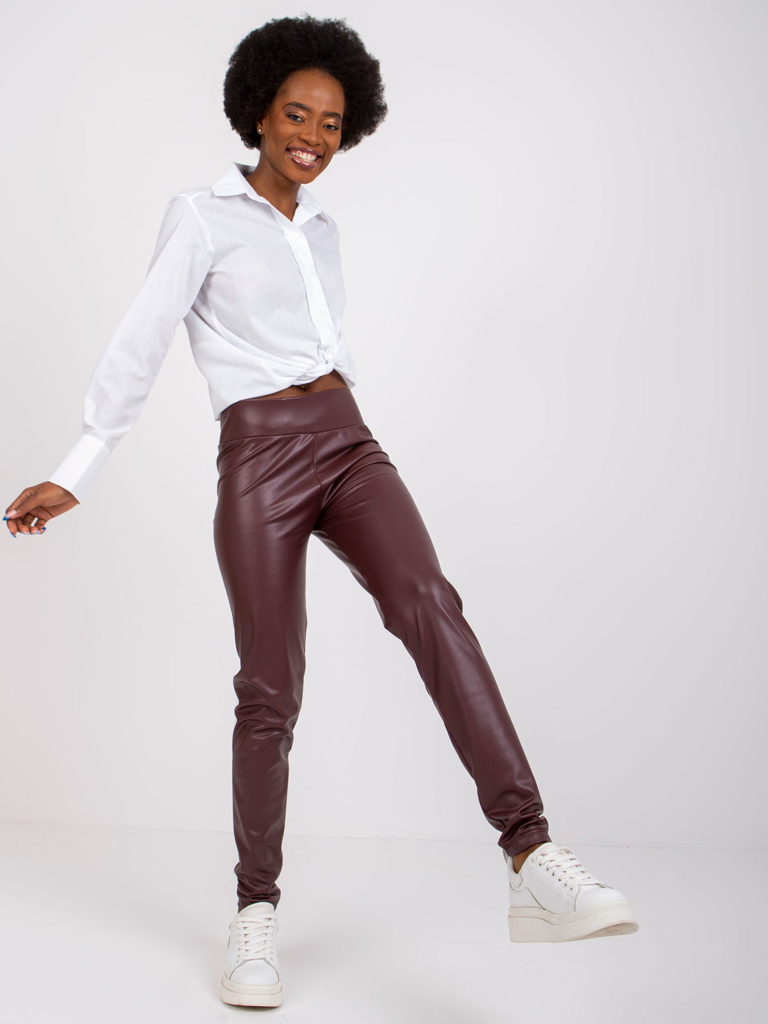 RUE PARIS Ciemnobordowe legginsy z ekoskóry