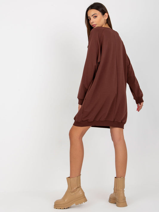 Ciemnobrązowa długa bluza oversize z aplikacją i napisem