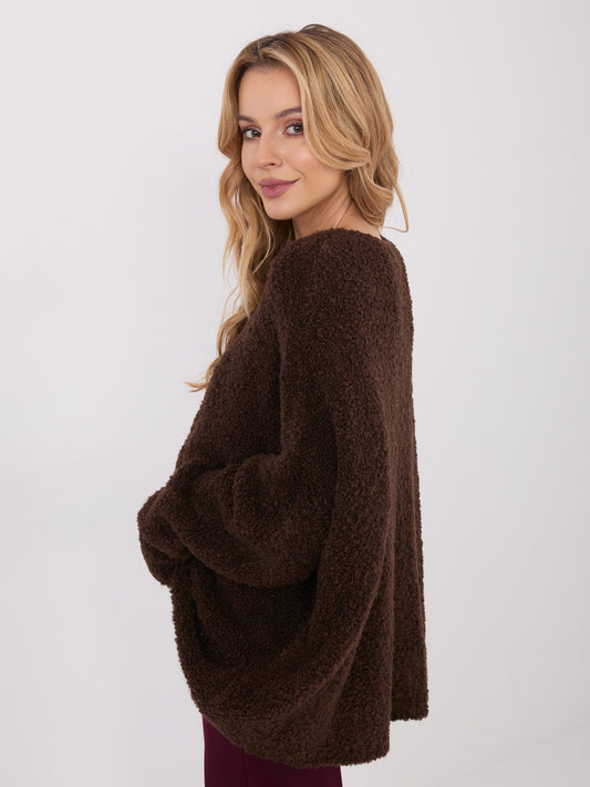 Ciemnobrązowy sweter boucle z zapięciem na guziki