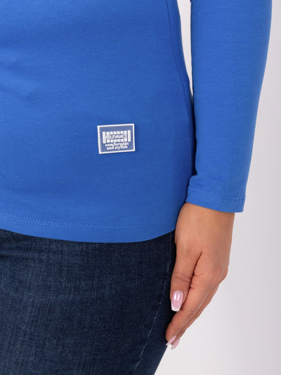 Ciemnoniebieska dopasowana bluzka plus size