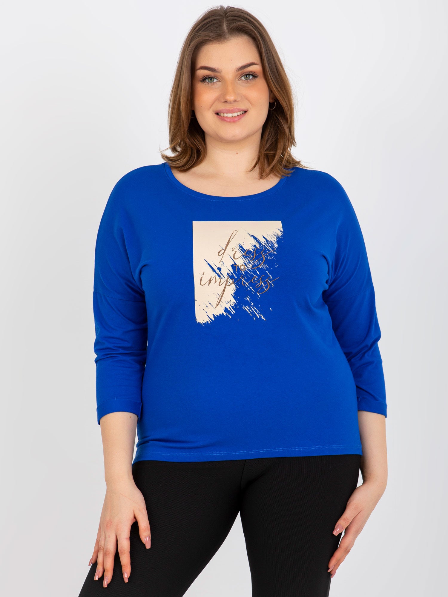 Ciemnoniebieska bluzka plus size z dłuższym tyłem