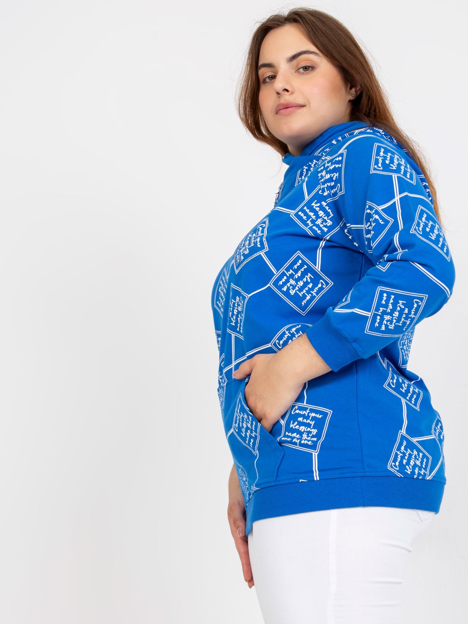 Ciemnoniebieska dresowa bluza plus size z kapturem