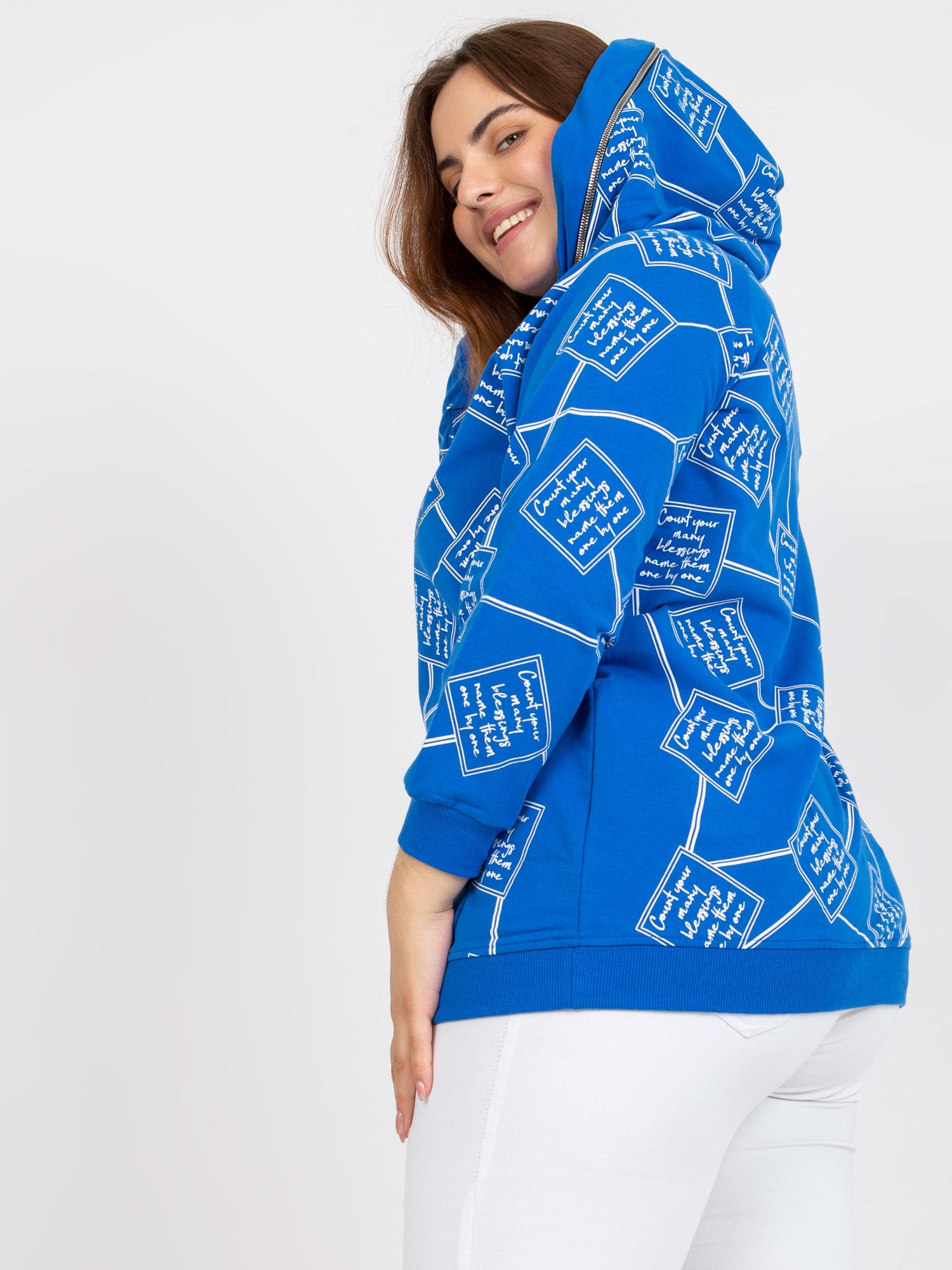 Ciemnoniebieska dresowa bluza plus size z kapturem