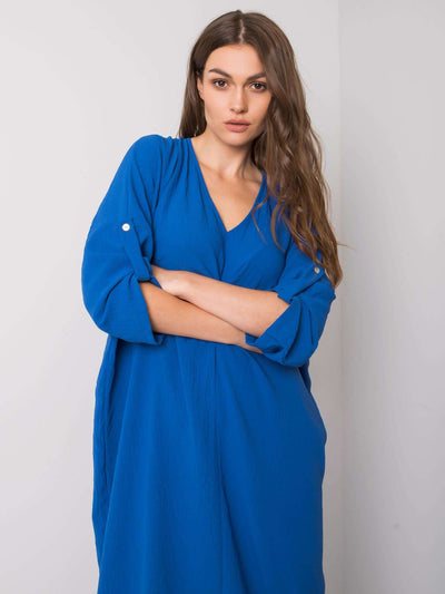 Ciemnoniebieska sukienka oversize