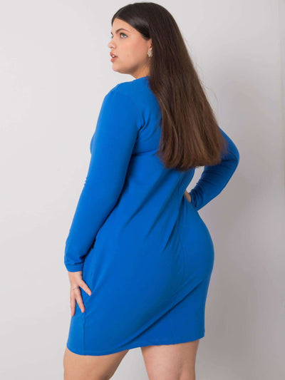 Ciemnoniebieska sukienka plus size z zamkiem